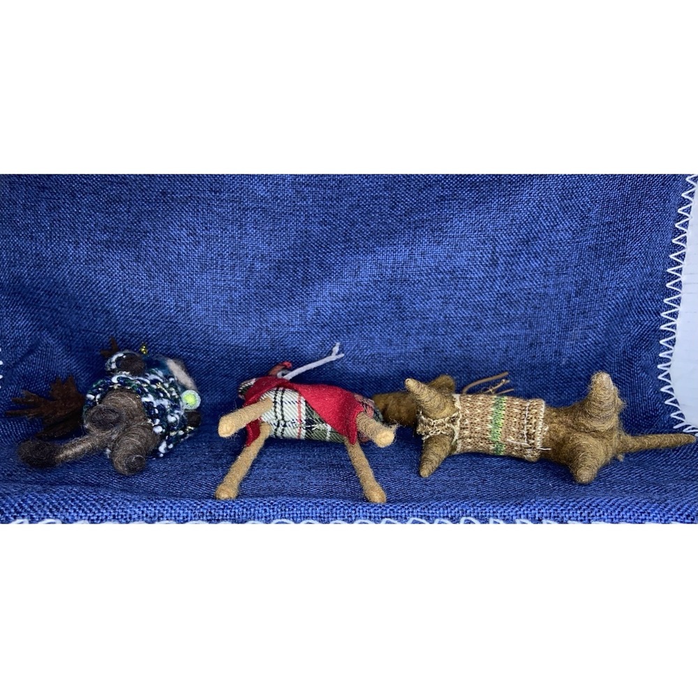 Pottery Barn Plaid Reindeer & Felt Animal Christmas Ornaments Lot of 3 Pre-Owned - Picture 7 of 17